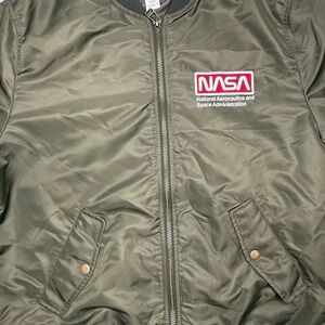 H&M NASA Bomber Jacket Men's Size Large Olive Green Flight Jacket MA-1 Style